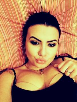 Public Photo of Candesex