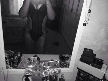 Public Photo of monellasexTUA