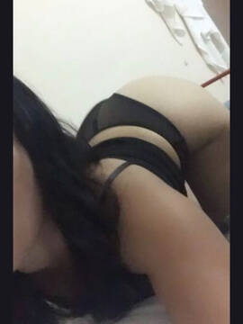 Public Photo of Lily_cream