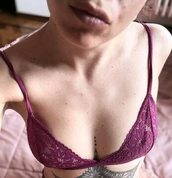 Public Photo of MissMey