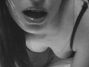 Public Photo of DarkBabyGirl