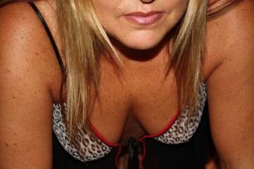 Public Photo of lamonella-sexy