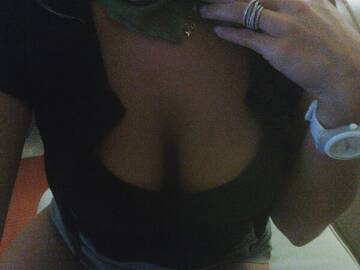 Public Photo of Mammina_incinta